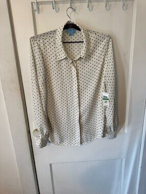 CeCe Cream Blouse with Black Polka Dots.  Size Large. NWT.